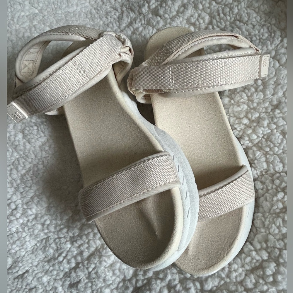 All In Motion | Cream Velcro Sandals